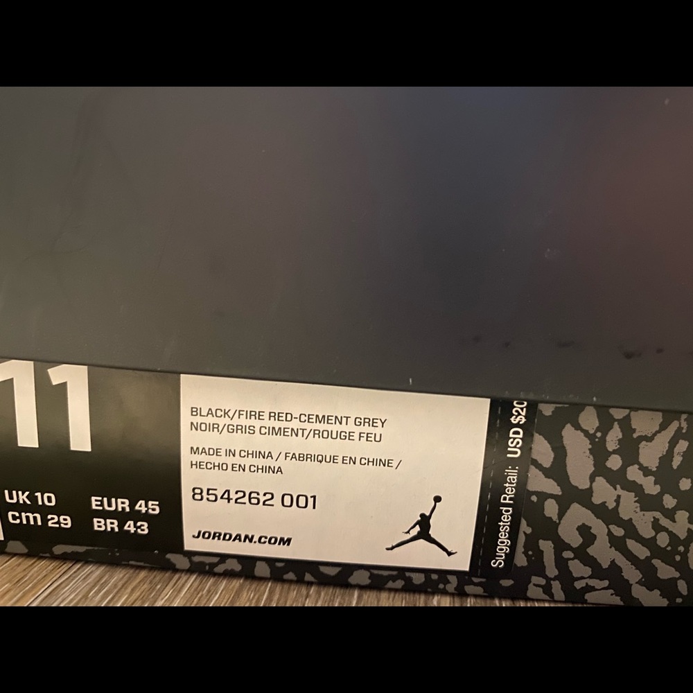 Air Jordan’s 3 OG black cement 2018 - Picture 7 of 7